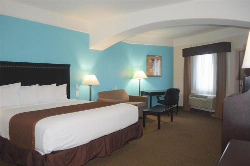 Baymont by Wyndham Galveston image 14