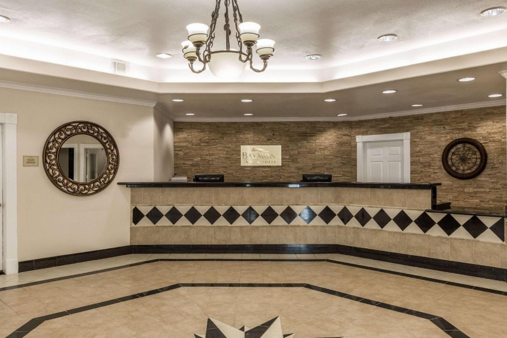 Baymont by Wyndham Galveston Main image