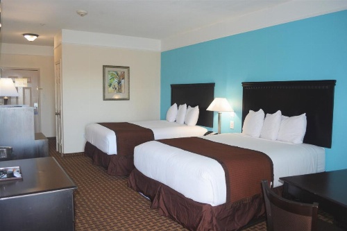Baymont by Wyndham Galveston image 23