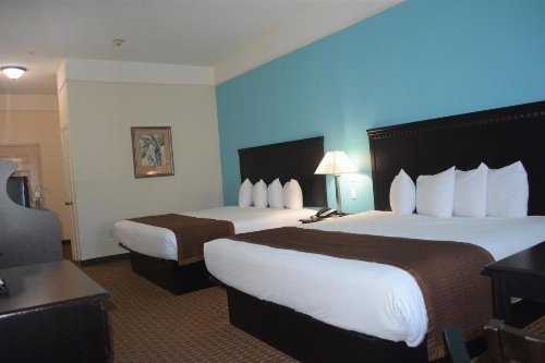 Baymont by Wyndham Galveston image 25