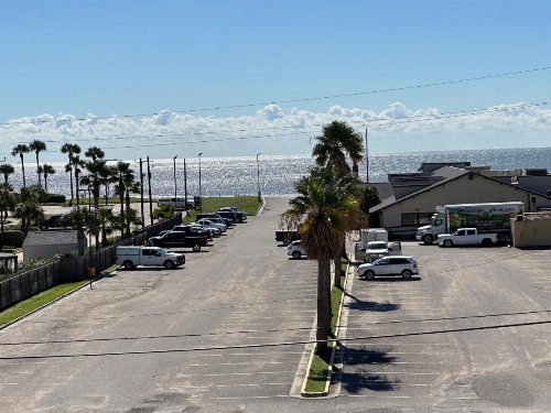 Baymont by Wyndham Galveston image 32